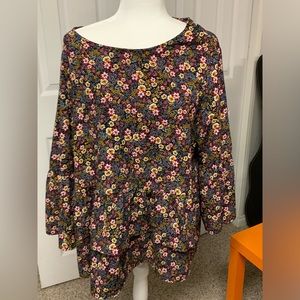Plus size Floral Top